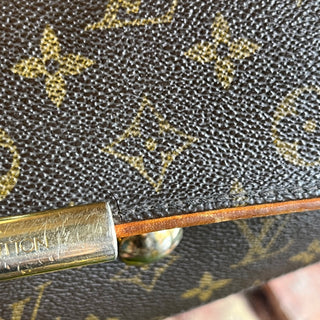 LOUIS VUITTON Abbesses Brown Monogram Canvas Messenger Bag