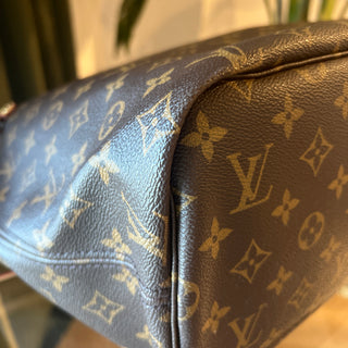 LOUIS VUITTON Monogram Neverfull MM
