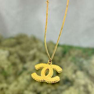 CHANEL Matte Gold Metal CC Necklace