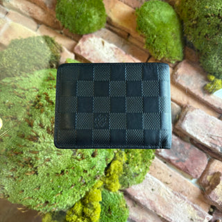 LOUIS VUITTON Infini Black Wallet
