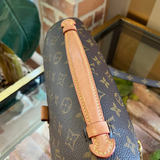 LOUIS VUITTON Pochette Metis Brown Monogram Canvas Shoulder Bag