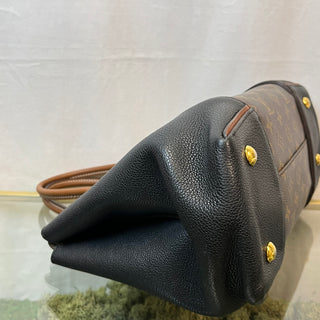 LOUIS VUITTON "The W" Shoulder Bag