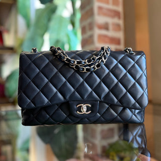 CHANEL Classic Jumbo Double Flap Black Quilted Lambskin Shoulder Bag
