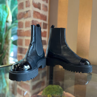 CHANEL Chelsea CC Black Leather Ankle Boots SZ 36.5 (US 6.5)