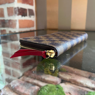 LOUIS VUITTON Damier Ebene Coated Canvas Zippy Wallet