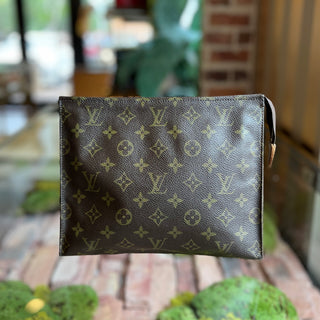 LOUIS VUITTON Vintage Toiletry Pouch 26 Monogram Brown Canvas Pouch