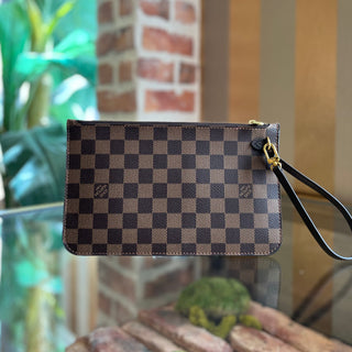 LOUIS VUITTON Neverfull Pochette Damier Ebene Canvas Pouch