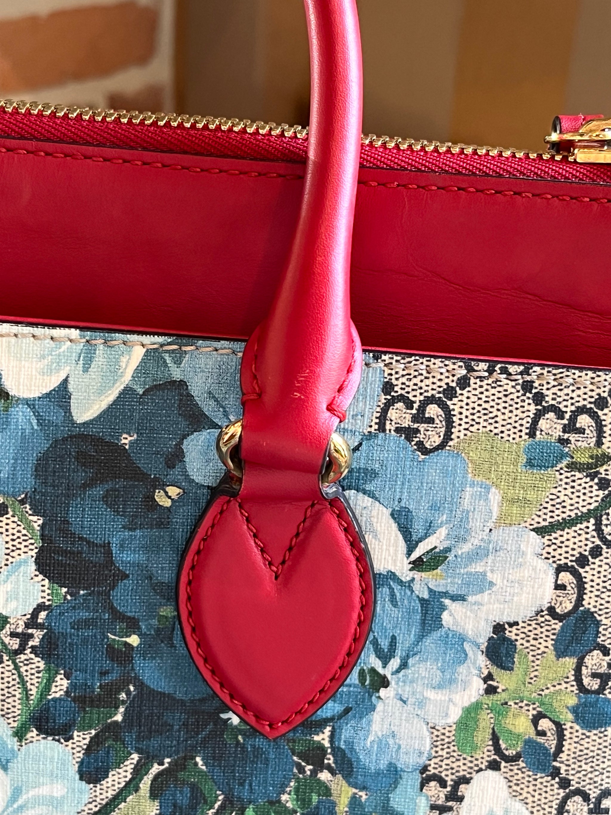 Gucci - GG Soft Blooms Tote Blue/Red