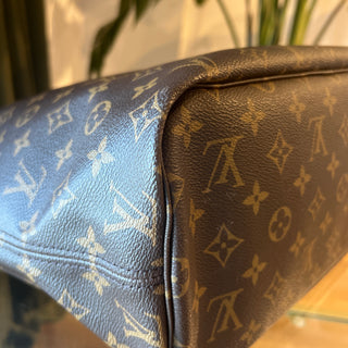 LOUIS VUITTON Monogram Neverfull MM