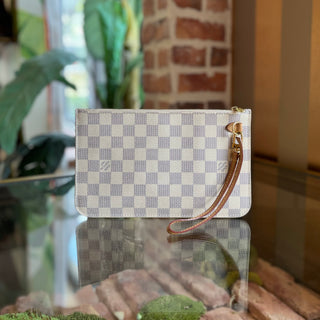 LOUIS VUITTON Neverfull Pochette Damier Azur Canvas Pouch