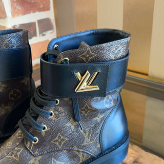 LOUIS VUITTON Wonderland Flat Ranger Black Brown Calfskin Monogram Boots SZ41(11US)
