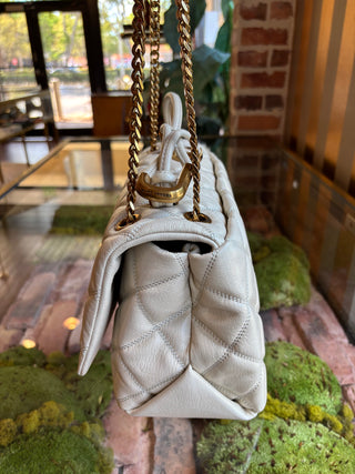 MARC JACOBS Cream Quilted Dual Shoulder Bag