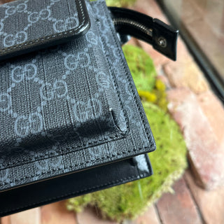 GUCCI Black GG Supreme Canvas Belt Bag