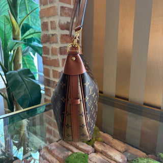 LOUIS VUITTON Monogram Looping Hobo Bag