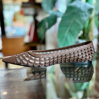 FENDI Woven Leather Cap Toe Pointed Ballet Flats 41