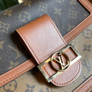 LOUIS VUITTON Dauphine MM Reverse Monogram Canvas Shoulder Bag