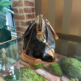 LOUIS VUITTON Retiro Monogram Handbag