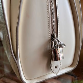 LOUIS VUITTON Pont Neuf White Epi Leather Satchel Bag