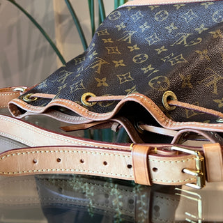 LOUIS VUITTON Monogram Noé BB