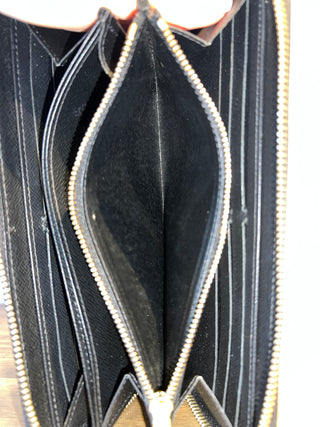 LOUIS VUITTON Epi Zippy Wallet