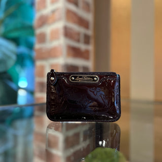 LOUIS VUITTON Amarante Vernis Burgundy Patent Leather Key Pouch