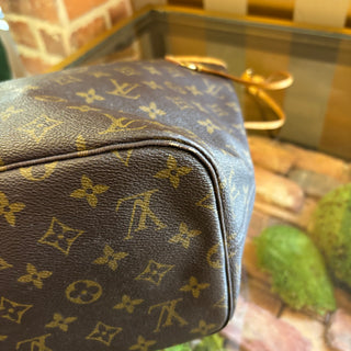 LOUIS VUITTON Monogram Neverfull MM