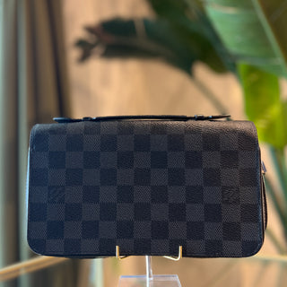 LOUIS VUITTON Damier Graphite Zippy XL