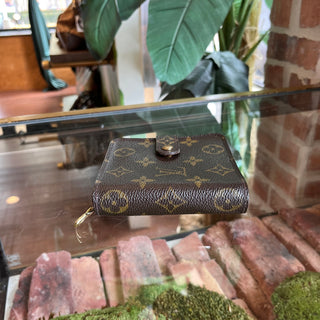 LOUIS VUITTON Monogram Canvas Brown Bifold Wallet