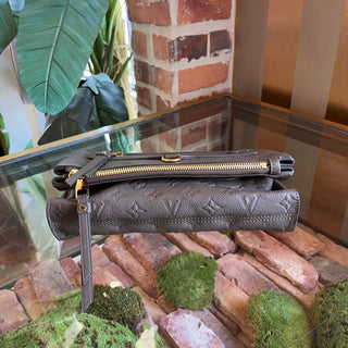 LOUIS VUITTON Petillante Taupe Empreinte Leather Clutch