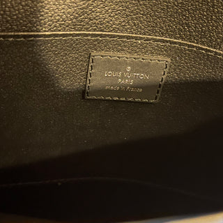 LOUIS VUITTON Toiletry 26 Blue Epi Denim Pouch