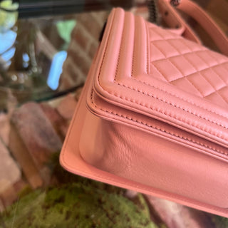 CHANEL Boy Bag Medium Pink Quilted Calfskin Shoulder Bag