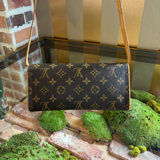 LOUIS VUITTON Vintage Twin GM