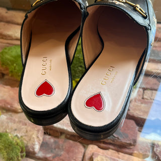 GUCCI Princetown Leather Bee Embroidered Mule Flats SZ37(7US)