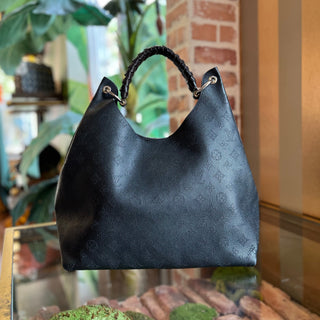 LOUIS VUITTON Carmel Black Mahina Leather Hobo Bag