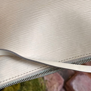 LOUIS VUITTON Pochette Accessories 24 Ivory Epi Leather Shoulder Bag