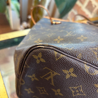 LOUIS VUITTON Monogram Neverfull MM