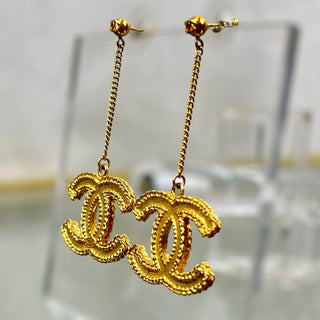 CHANEL Matte Gold Metal CC Drop Earrings