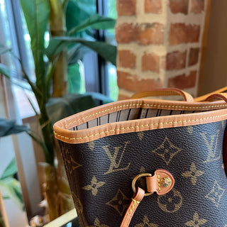 LOUIS VUITTON Neverfull MM Monogram Canvas Tote Bag