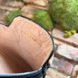 GUCCI Princetown Leather Bee Embroidered Mule Flats SZ37(7US)