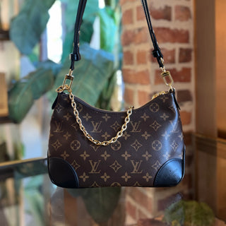 LOUIS VUITTON Boulogne PM Noir Monogram Canvas Shoulder Bag