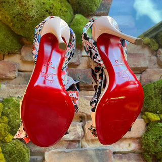 LOUBOUTIN Fetish Du Desert Pink Patent Leather Ankle Tie Heels SZ 37 (US 7)