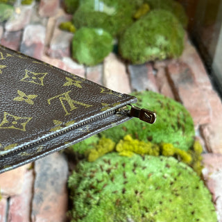 LOUIS VUITTON Vintage Toiletry Pouch 26 Monogram Brown Canvas Pouch