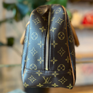 LOUIS VUITTON Vintage Monogram Deauville Handbag