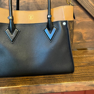 LOUIS VUITTON On My Side MM Noir & Brown Calfskin Leather 2-Way Tote Bag