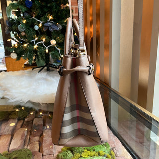 BURBERRY Banner Medium Leather Tote