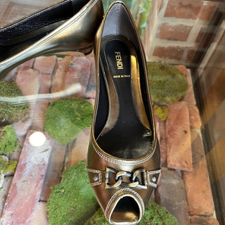 FENDI Peep Toe Gold Leather Kitten Heels SZ 38.5 (US 8.5)