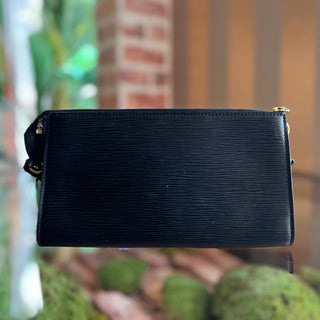LOUIS VUITTON Pochette Black Epi Leather