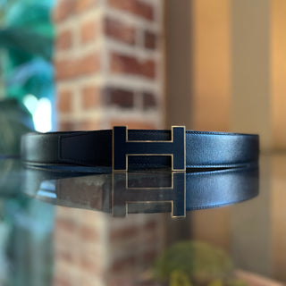 HERMES Reversible Black Leather H Buckle Belt