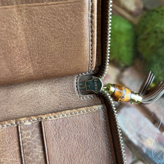GUCCI Guccissima Bamboo Tassel Brown Aged Leather Zip Around Wallet