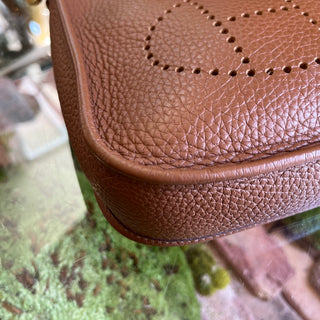 HERMÈS Evelyne TPM Gold Taurillon Clemence Leather Crossbody Bag